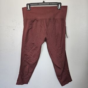 Z by Zella NWT Womens XL High Waist 7/8 Length Maroon Leggings Textured Athletic